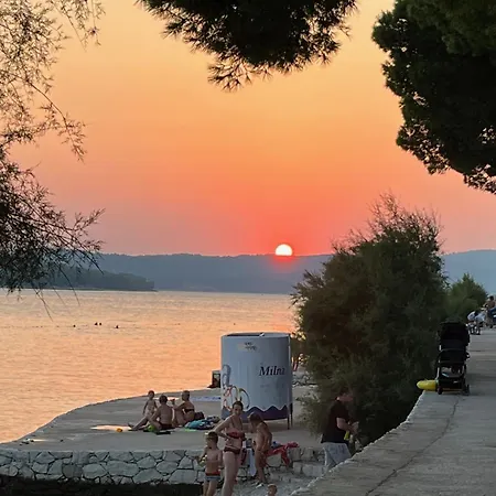 Bayview Haven * Milna (Brac)